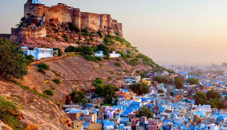 अपने शाही अतीत के कारण प्रसिद्ध है जोधपुर, जानिए यहां के दर्शनीय स्थलों के बारे में !