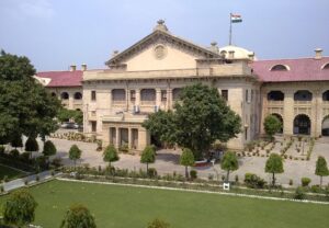 यूपी की योगी सरकार ने इलाहाबाद HC और लखनऊ खंडपीठ के 800 से अधिक सरकारी वकीलों को किया बर्खास्त !